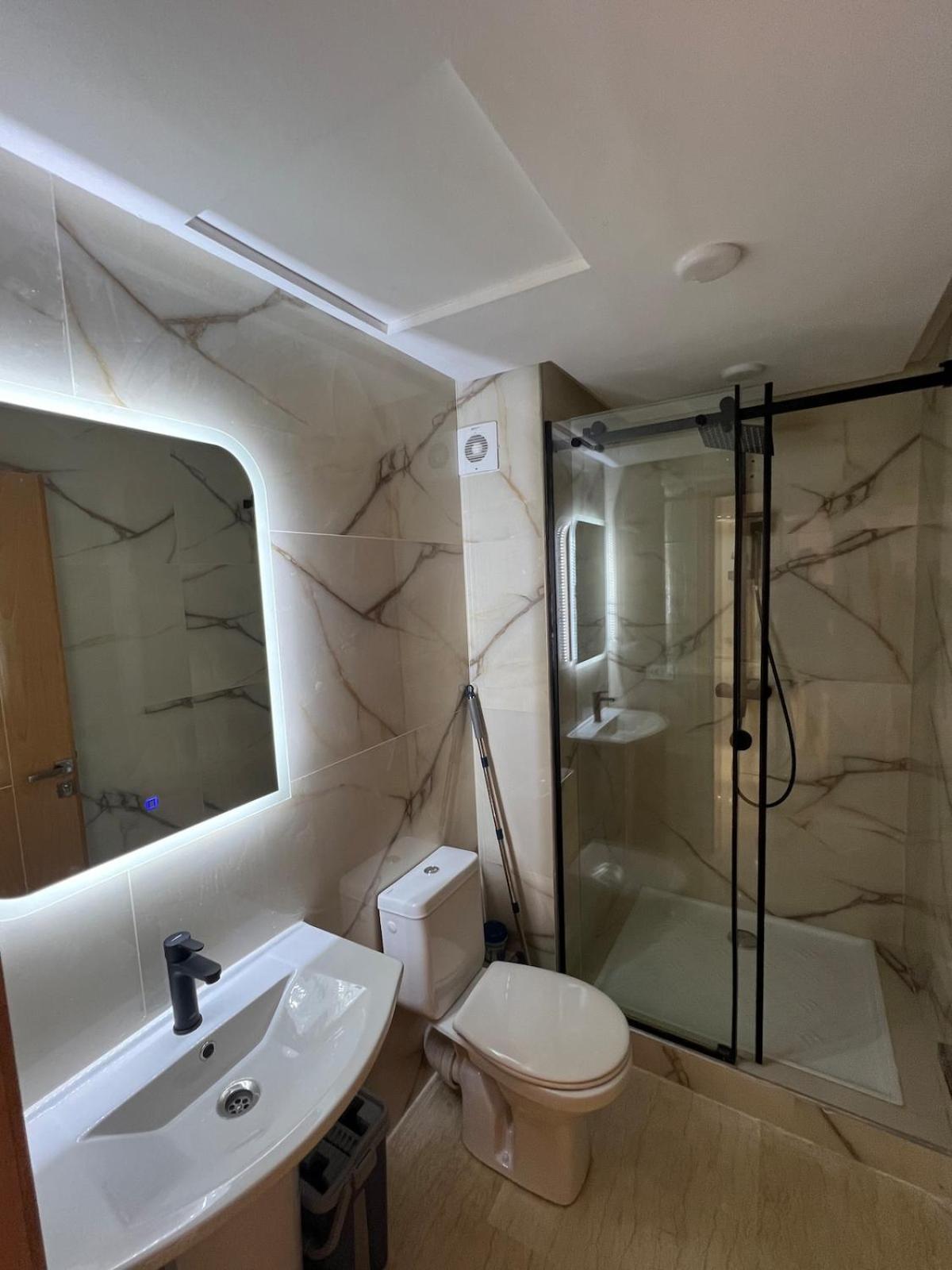 Elegant And Comfortable In Tangier, Luxury 3br, Ac, Bright